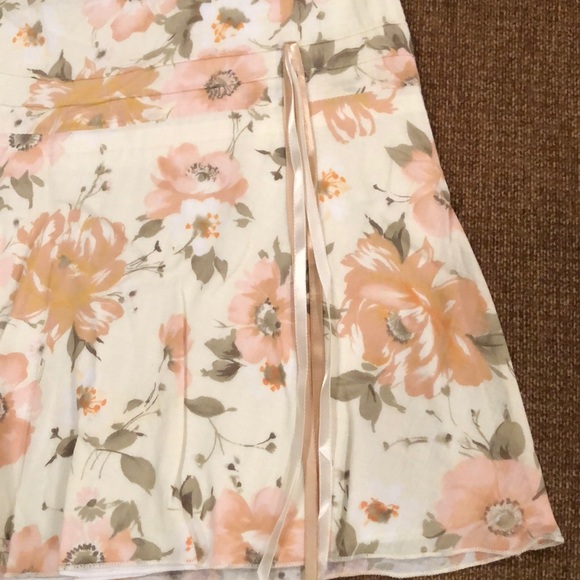 Mini skirt - Picture 2 of 4